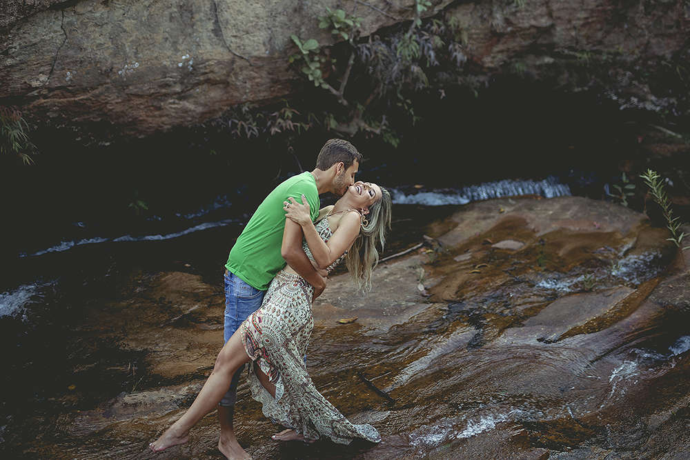 Ensaio Tabocas Cachoeira Patos de Minas Laize Gabriel Namorando Pre wedding Fotografia Inspiração 
