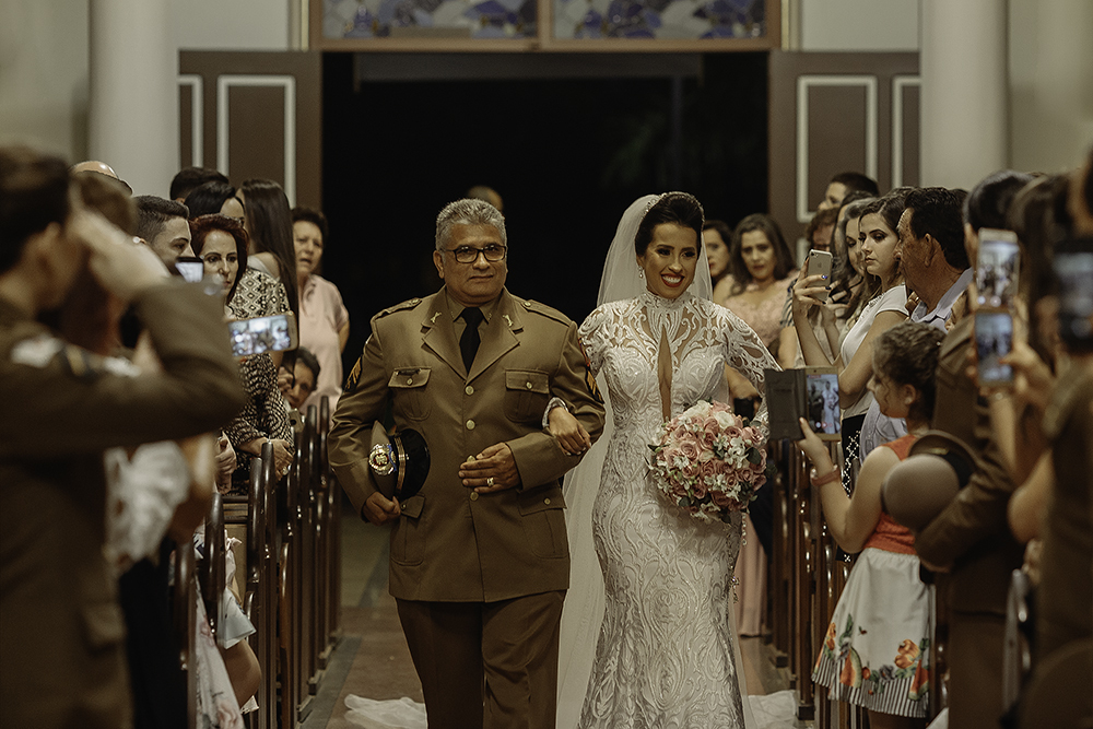 Casamento no Carmo do Paranaiba com fotografo Alexandre Casttro Fotografia de casal Inspirações de bodas Patos de minas