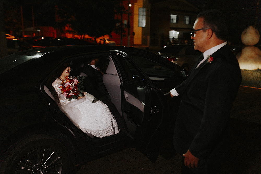 casamento Francyelle e Diego na igreja Santa Terezinha capuchinhos em Patos de Minas fotografo Alexandre Casttro rose cerimonial Salvatore noivas