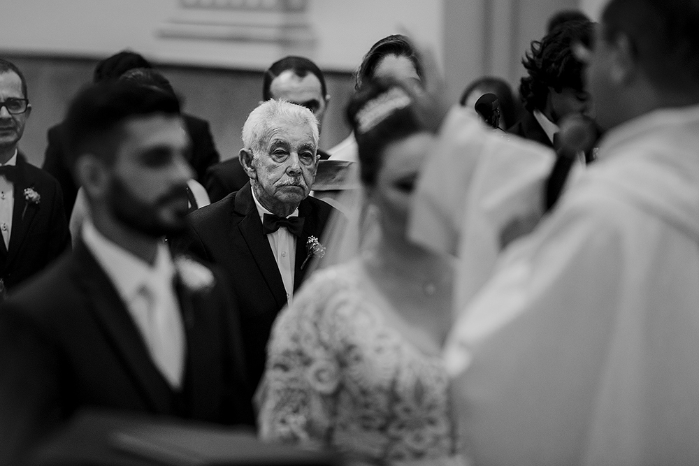 casamento Francyelle e Diego na igreja Santa Terezinha capuchinhos em Patos de Minas fotografo Alexandre Casttro rose cerimonial Salvatore noivas