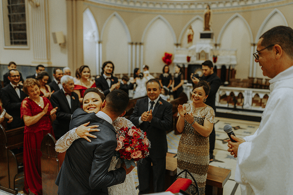 casamento Francyelle e Diego na igreja Santa Terezinha capuchinhos em Patos de Minas fotografo Alexandre Casttro rose cerimonial Salvatore noivas