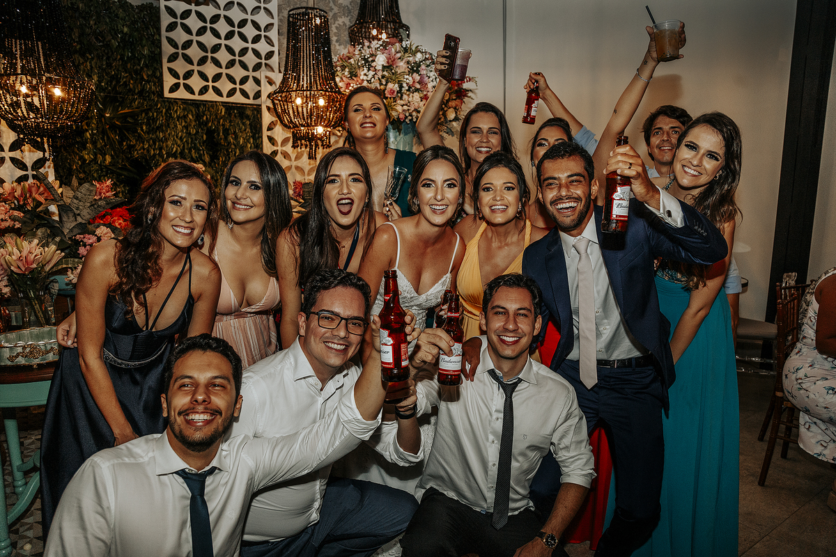 casamento Daniela e augusto fotografo Alexandre Casttro crazy party patos de minas festa louca fotografia