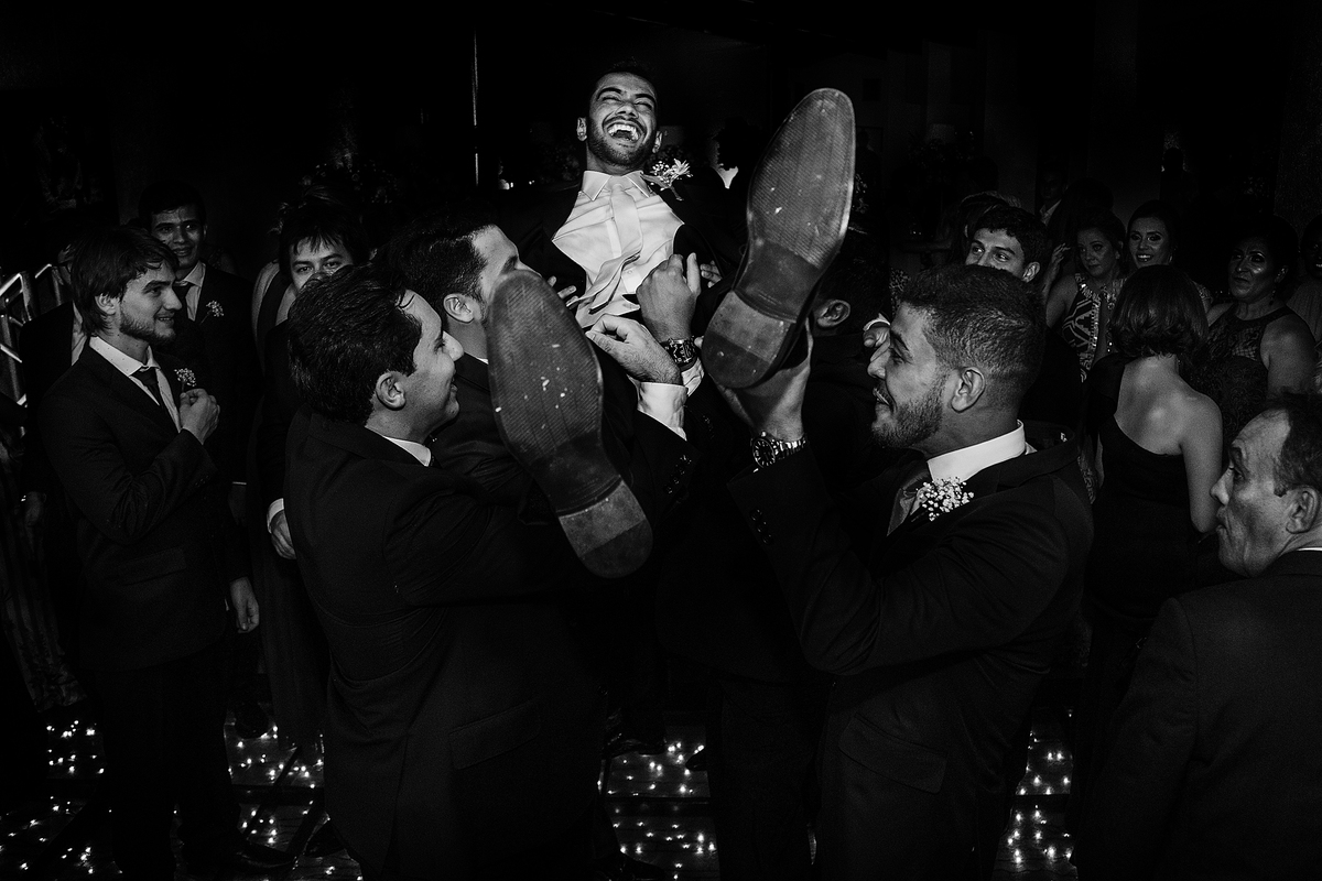 casamento Daniela e augusto fotografo Alexandre Casttro crazy party patos de minas festa louca fotografia