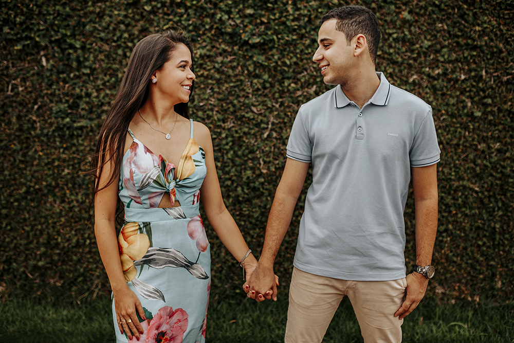 Ensaio pre casamento Poliana e Matheus fotografo Alexandre Casttro namorados fotos de casal patos de minas ideias inspirações