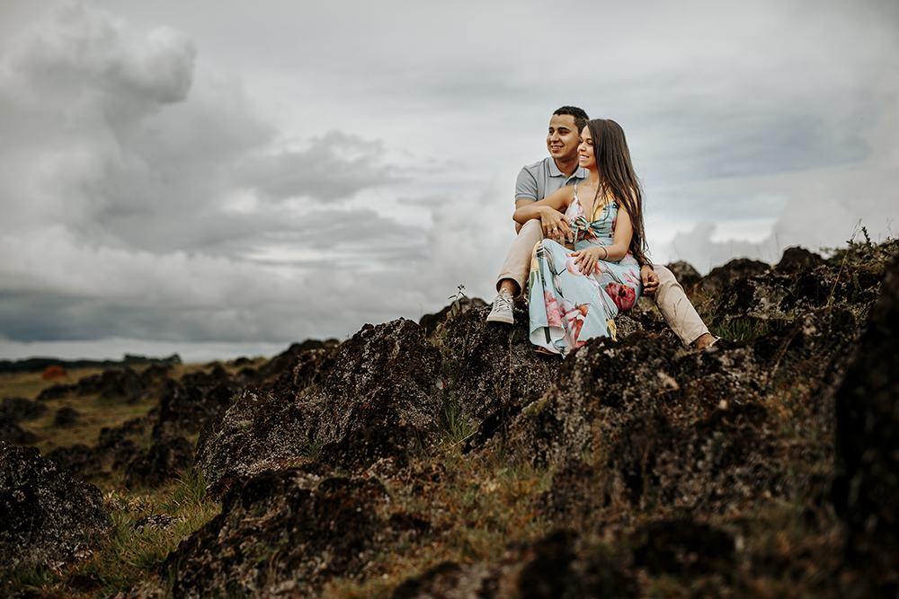 Ensaio pre casamento Poliana e Matheus fotografo Alexandre Casttro namorados fotos de casal patos de minas ideias inspirações