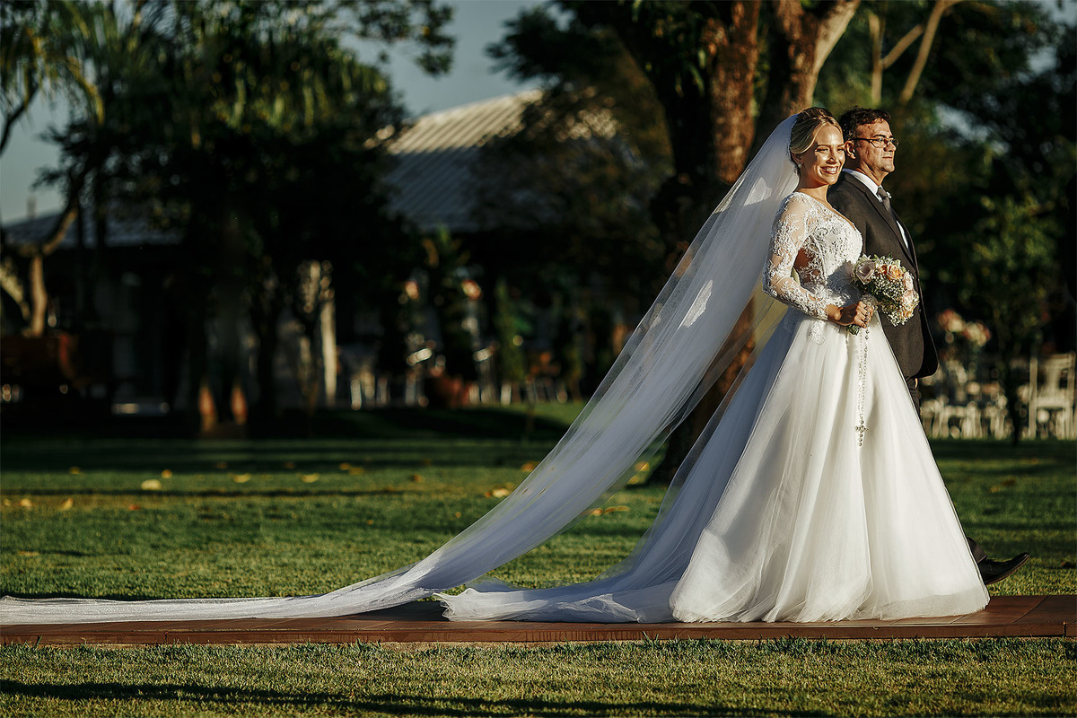 Fotografia do casamento de Camila e Jair em patos de minas no sitio toe do jo fotografo Alexandre Casttro
