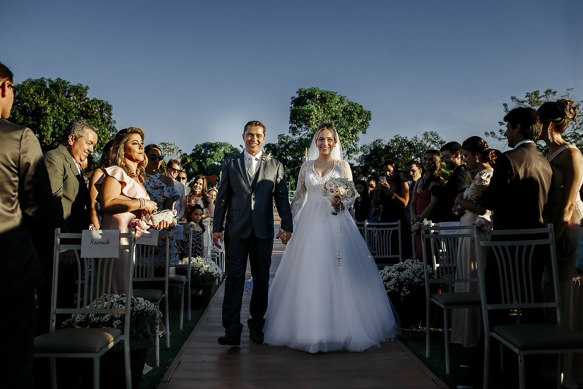 Fotografia do casamento de Camila e Jair em patos de minas no sitio toe do jo fotografo Alexandre Casttro