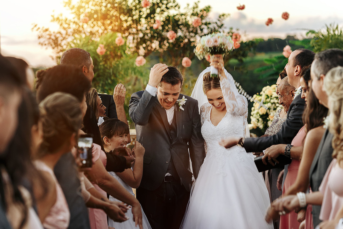Fotografia do casamento de Camila e Jair em patos de minas no sitio toe do jo fotografo Alexandre Casttro