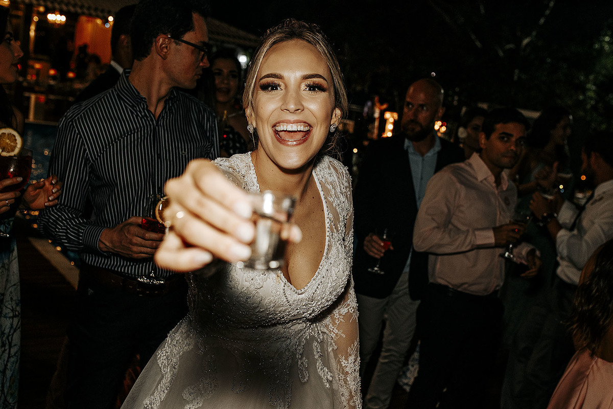 Fotografia do casamento de Camila e Jair em patos de minas no sitio toe do jo fotografo Alexandre Casttro