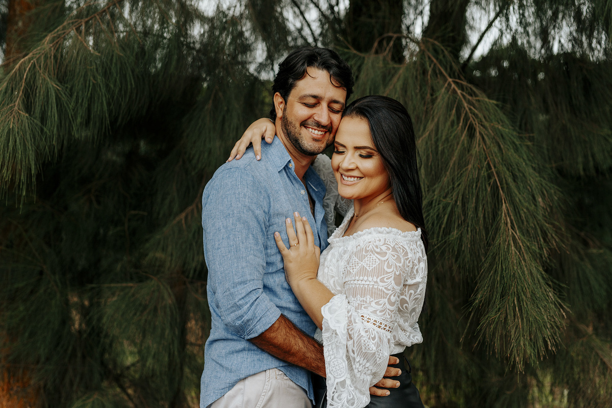 ENSAIO NAMORANDO PRE WEDDING PATOS DE MINAS FOTOGRAFO ALEXANDRE CASTTRO NOIVOS CASAL