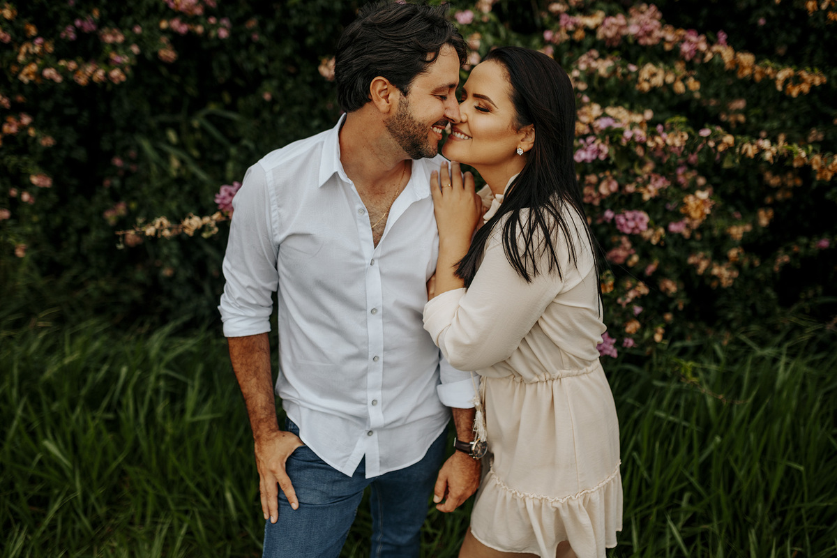 ENSAIO NAMORANDO PRE WEDDING PATOS DE MINAS FOTOGRAFO ALEXANDRE CASTTRO NOIVOS CASAL