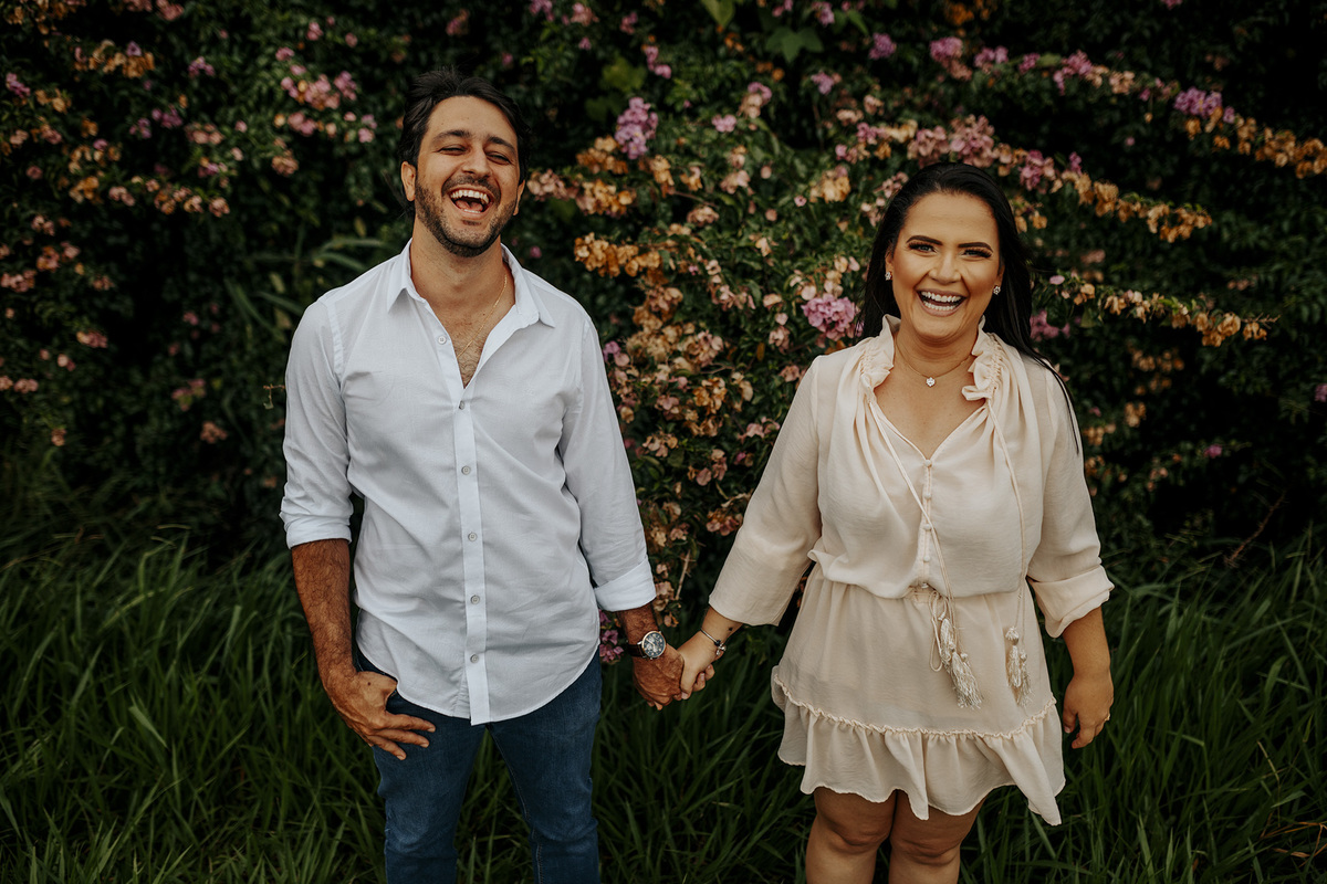 ENSAIO NAMORANDO PRE WEDDING PATOS DE MINAS FOTOGRAFO ALEXANDRE CASTTRO NOIVOS CASAL