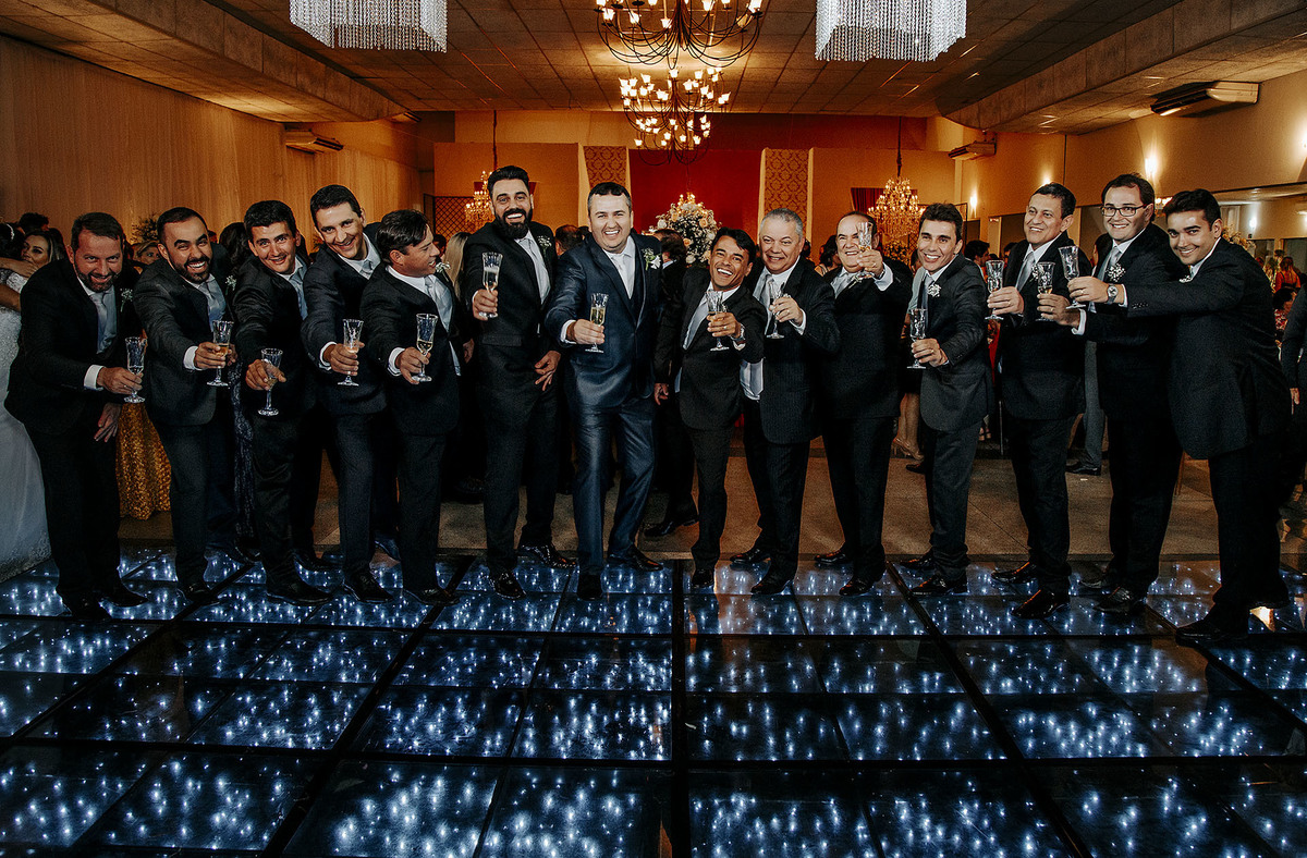 casamento patos de minas fotografo Alexandre Casttro  foto casar vestido