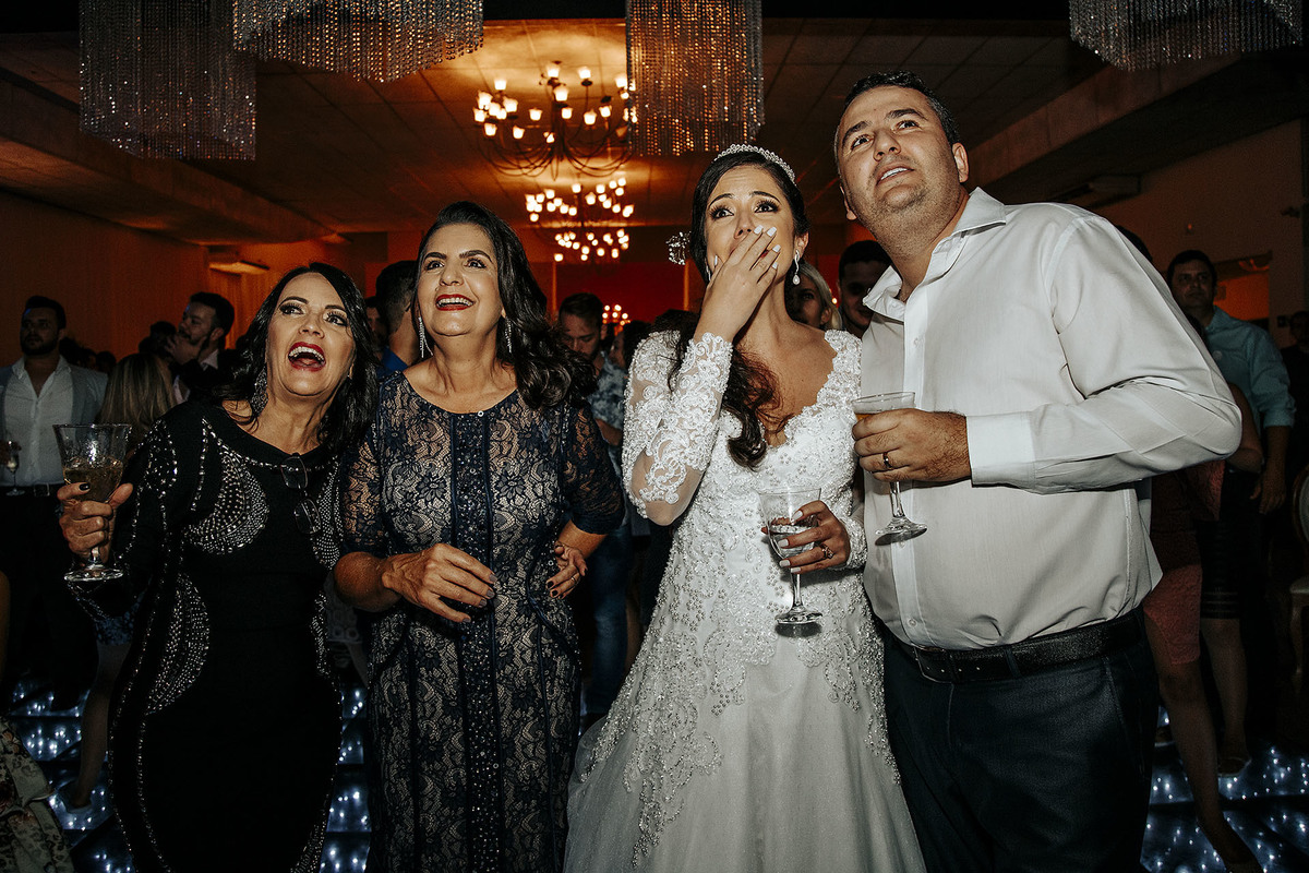 casamento patos de minas fotografo Alexandre Casttro  foto casar vestido