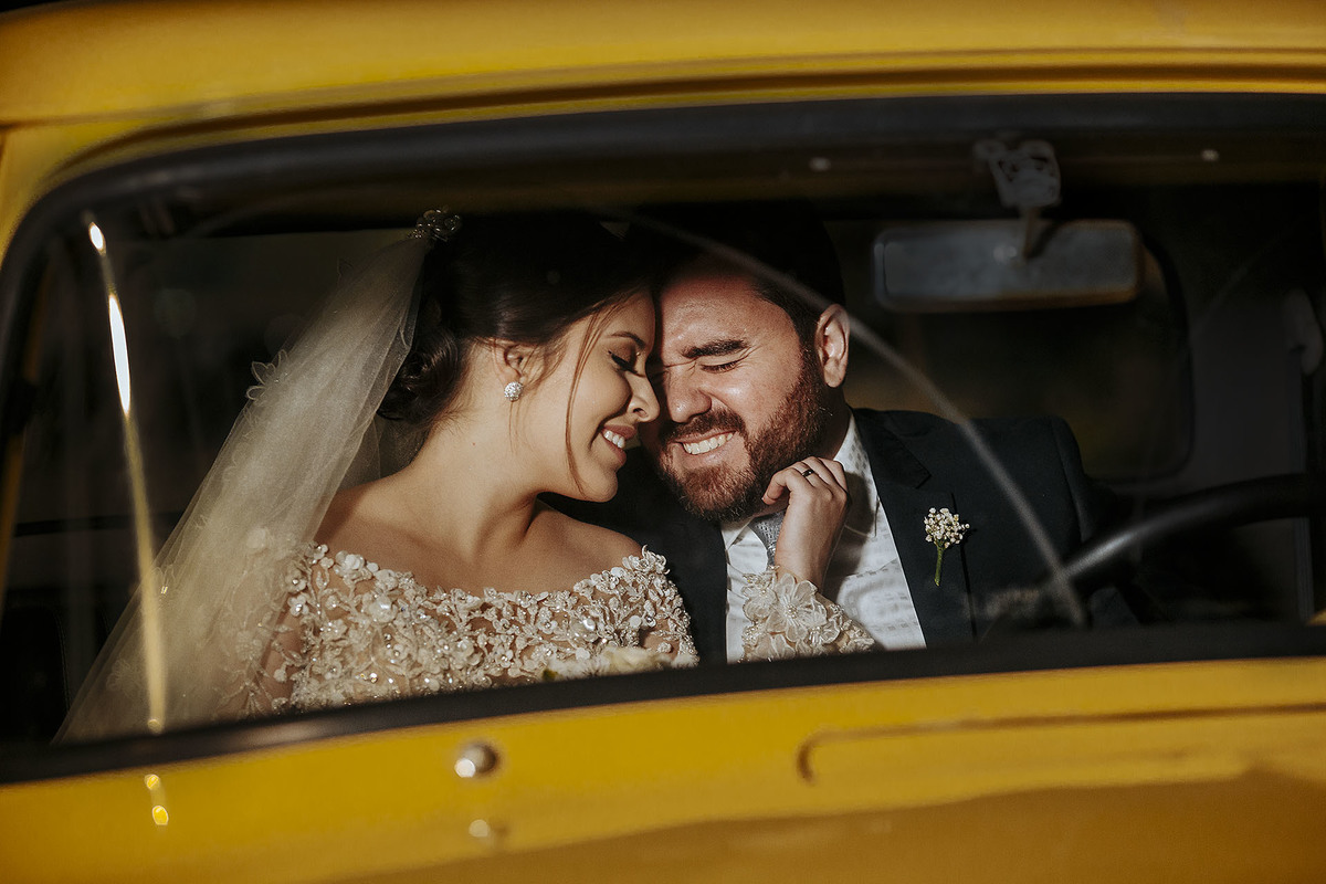 Casamento em patos de minas fotografo Alexandre Casttro vestido de noiva felicidades Uberlandia Minas Gerais