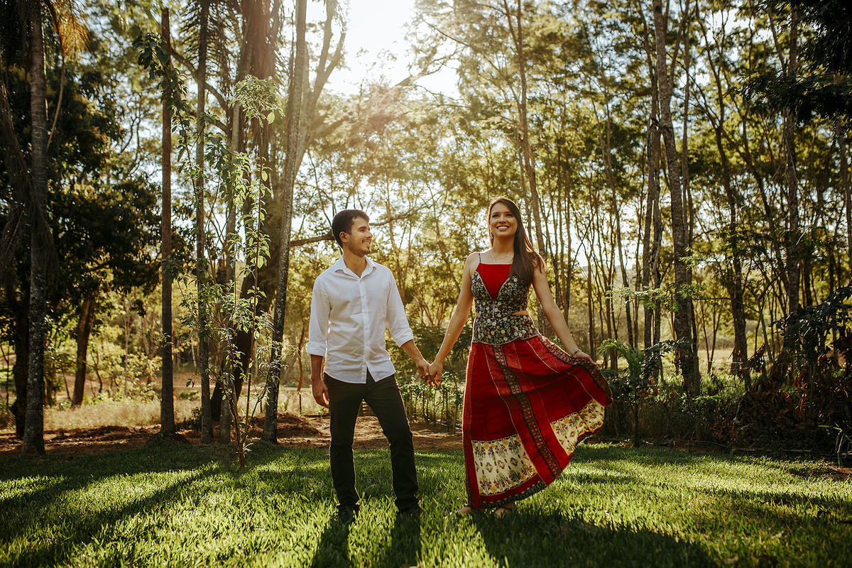 ensaio de casal pre casamento patos de minas Uberlandia fotografo Alexandre Casttro 