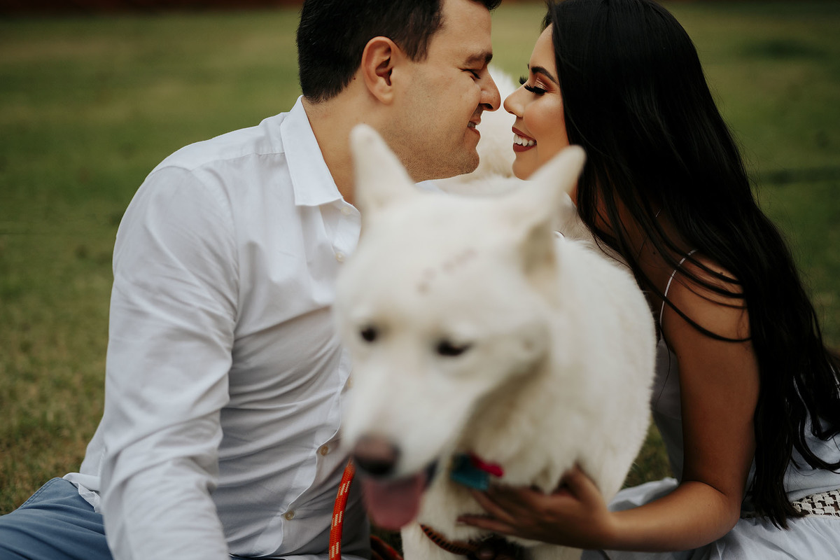 ensaio pre casamento patos de minas Uberlandia alexandre Casttro  fotografo fotos com cachorro animais