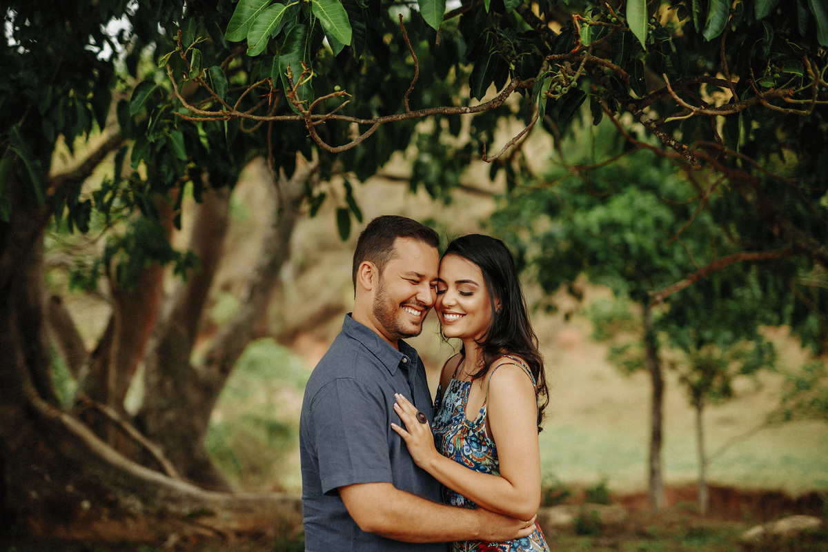 FOTOGRAFIA DE CASAMENTO ENSAIO NAMORANDO PRE WEDDING ALEXANDRE CASTTRO PATOS DE MINAS FOTOS 