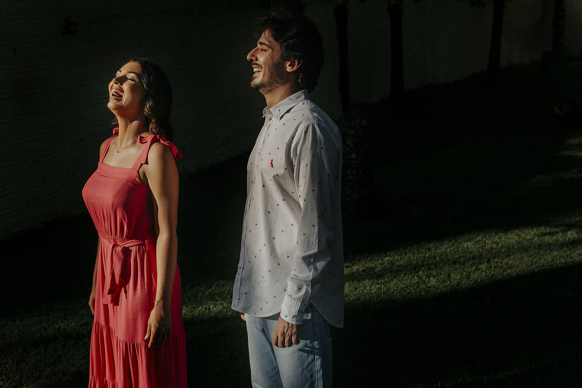 ENSAIO CASAMENTO PRE WEDDING FOTOGRAFO ALEXANDRE CASTTRO PATOS DE MINAS CARMO DO PARANAIBA SAO GOTARDO UBERLANDIA CASAL FOTO LINDAS NATUREZA AMOR 