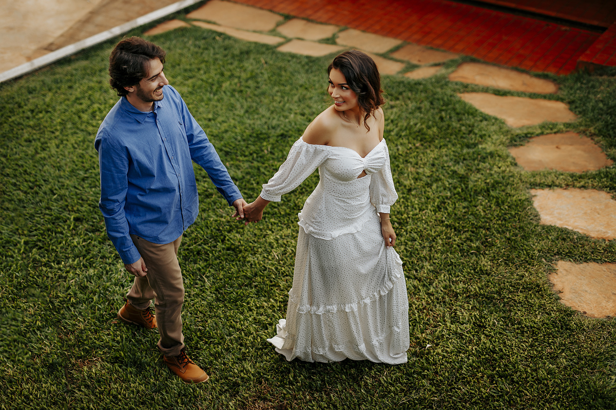 ENSAIO CASAMENTO PRE WEDDING FOTOGRAFO ALEXANDRE CASTTRO PATOS DE MINAS CARMO DO PARANAIBA SAO GOTARDO UBERLANDIA CASAL FOTO LINDAS NATUREZA AMOR 