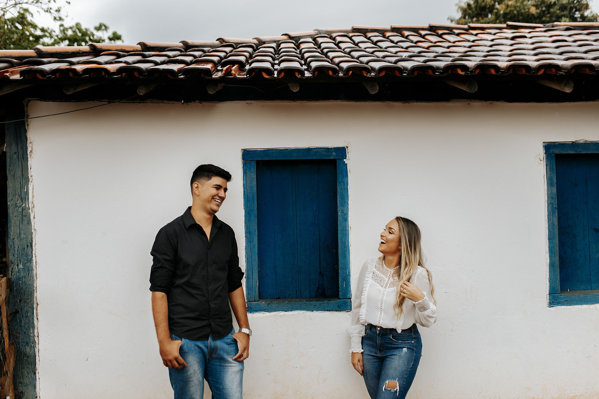 ENSAIO CASAMENTO PRE WEDDING FOTOGRAFO ALEXANDRE CASTTRO PATOS DE MINAS CARMO DO PARANAIBA SAO GOTARDO UBERLANDIA CASAL FOTO LINDAS NATUREZA AMOR 