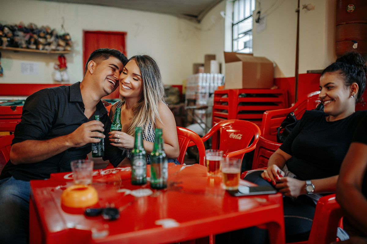 ENSAIO CASAMENTO PRE WEDDING FOTOGRAFO ALEXANDRE CASTTRO PATOS DE MINAS CARMO DO PARANAIBA SAO GOTARDO UBERLANDIA CASAL FOTO LINDAS NATUREZA AMOR 