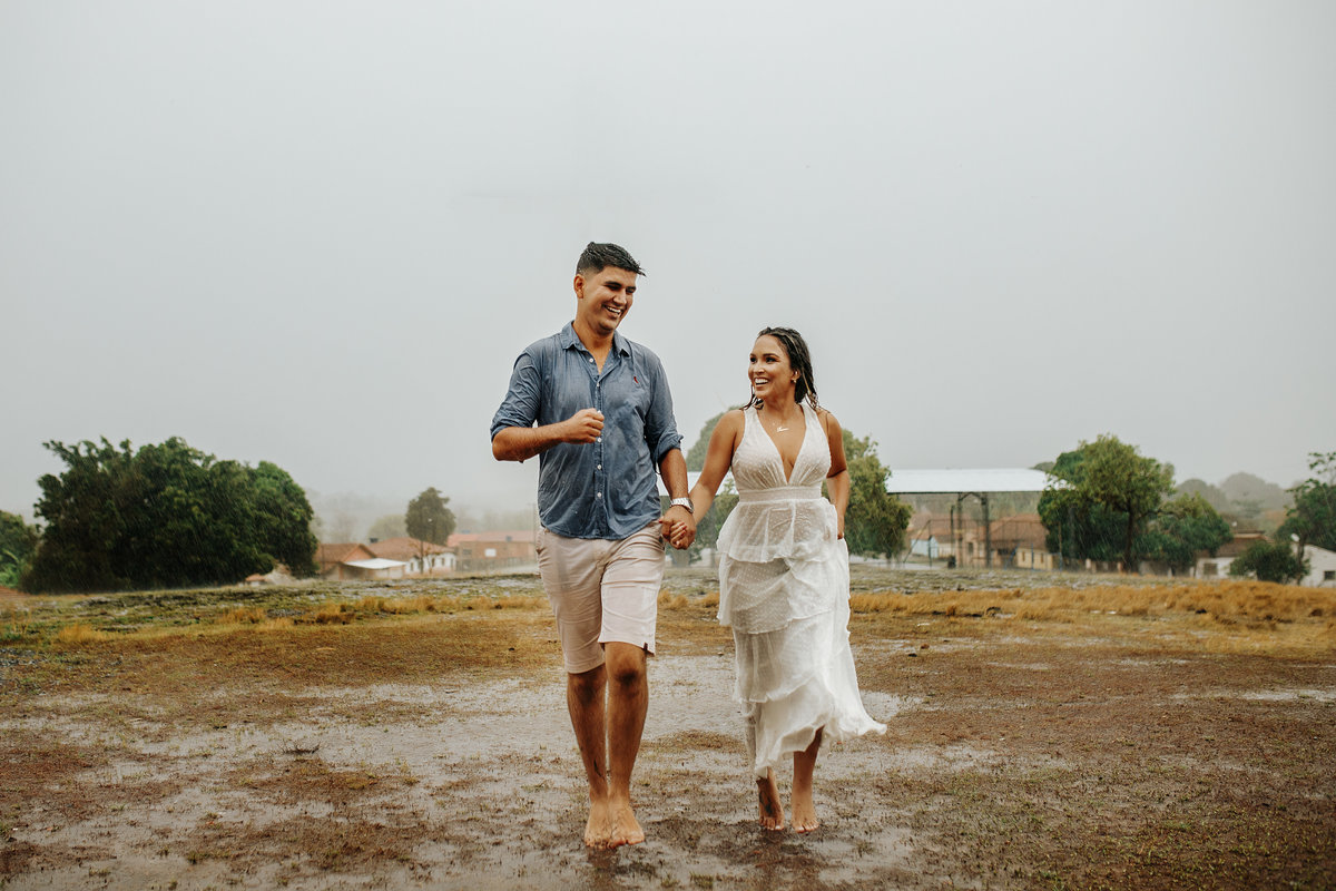 ENSAIO CASAMENTO PRE WEDDING FOTOGRAFO ALEXANDRE CASTTRO PATOS DE MINAS CARMO DO PARANAIBA SAO GOTARDO UBERLANDIA CASAL FOTO LINDAS NATUREZA AMOR 