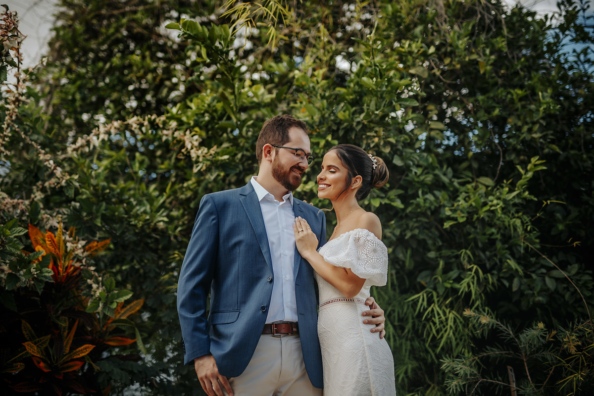 FOTOGRAFIA DE CASAMENTO
ENSAIO DE CASAL
NOIVOS 
PATOS DE MINAS
ALEXANDRE DE CASTTRO
TERNO VESTIDO DE NOIVA
