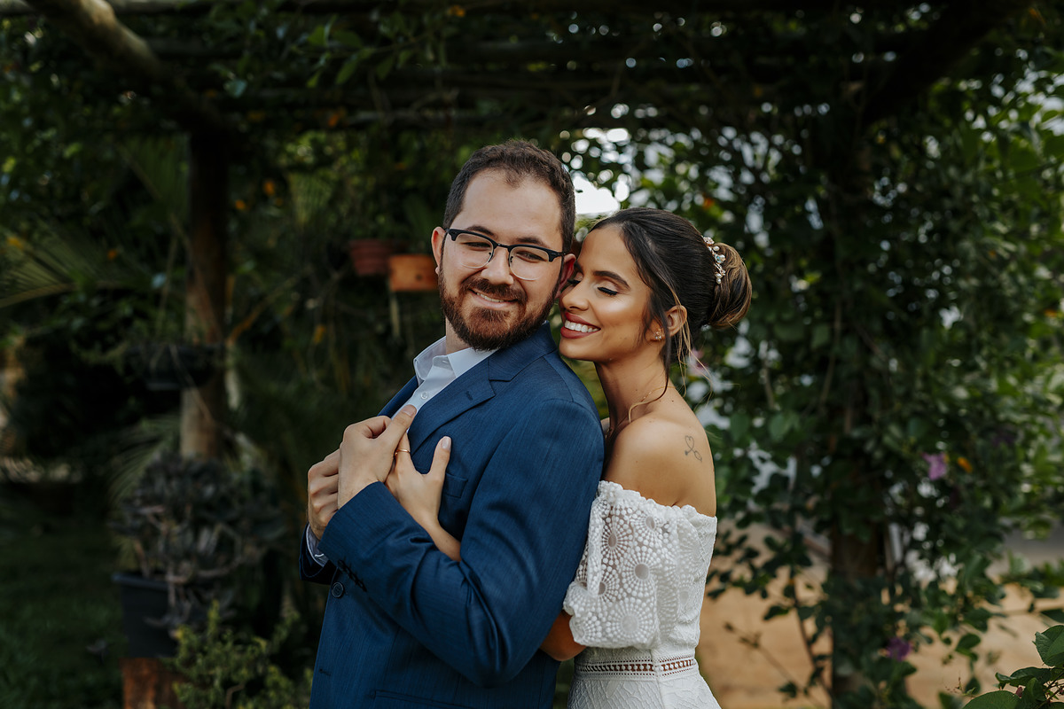 FOTOGRAFIA DE CASAMENTO
ENSAIO DE CASAL
NOIVOS 
PATOS DE MINAS
ALEXANDRE DE CASTTRO
TERNO VESTIDO DE NOIVA