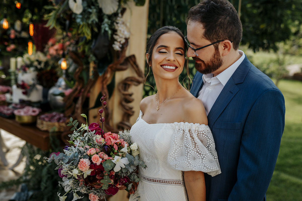 FOTOGRAFIA DE CASAMENTO
ENSAIO DE CASAL
NOIVOS 
PATOS DE MINAS
ALEXANDRE DE CASTTRO
TERNO VESTIDO DE NOIVA