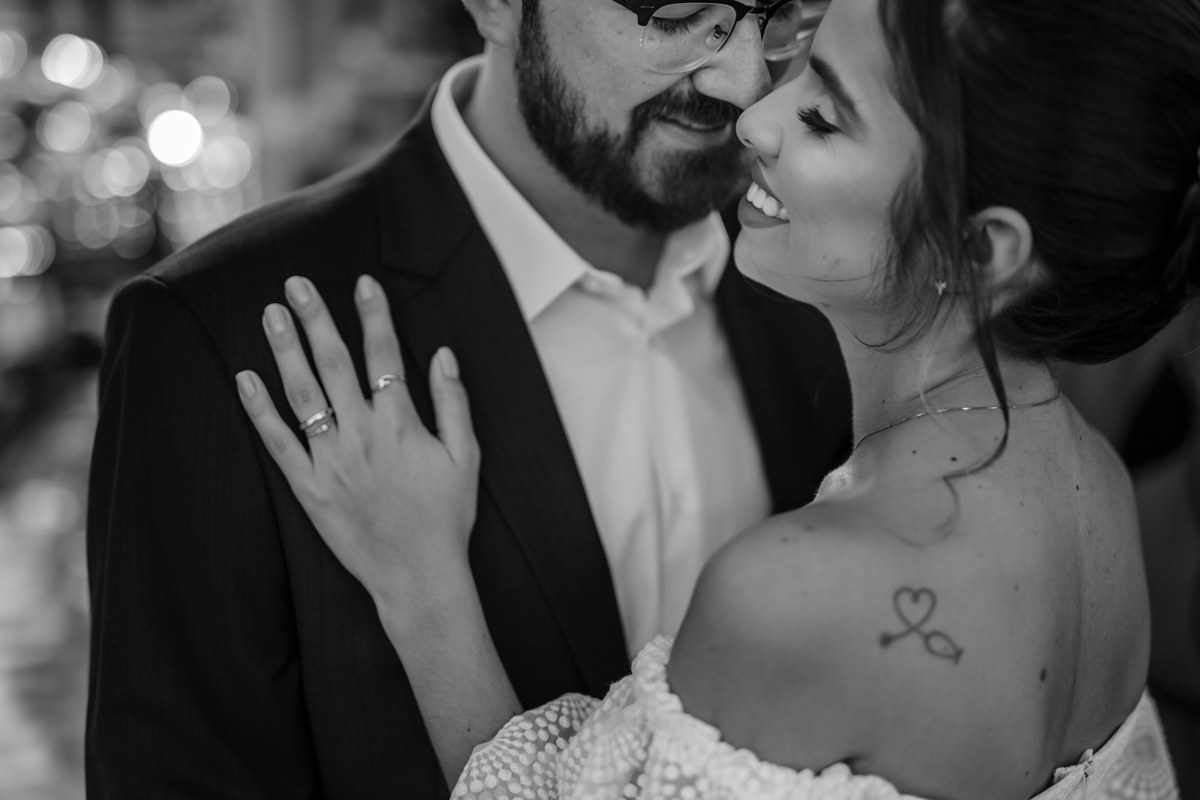 FOTOGRAFIA DE CASAMENTO
ENSAIO DE CASAL
NOIVOS 
PATOS DE MINAS
ALEXANDRE DE CASTTRO
TERNO VESTIDO DE NOIVA