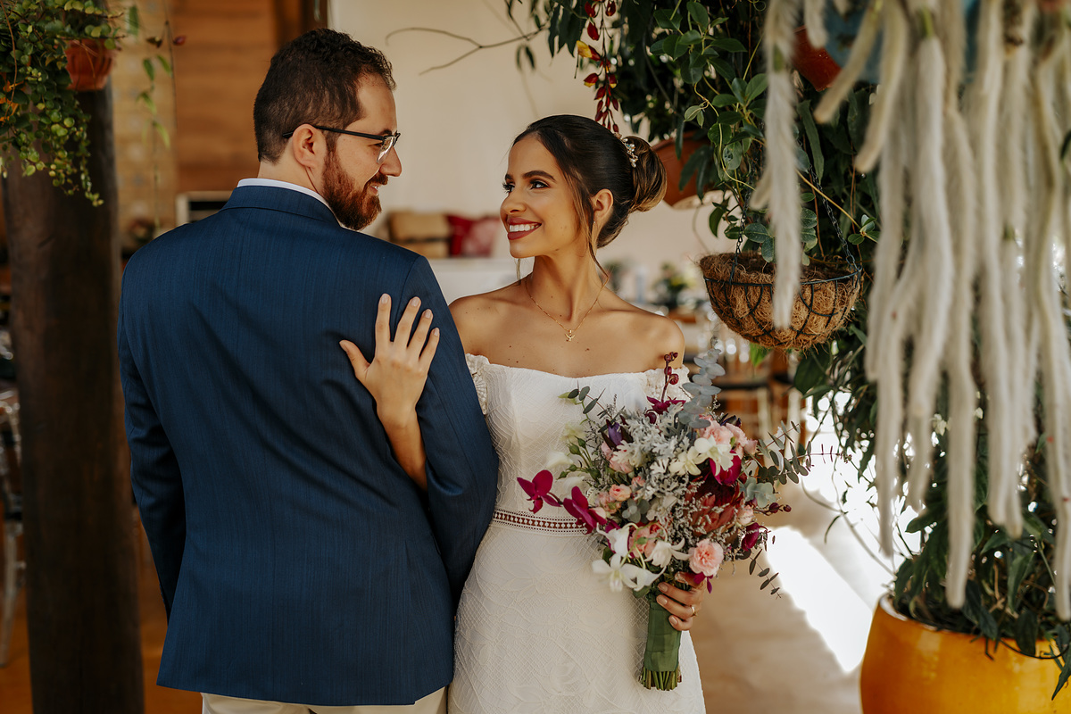 FOTOGRAFIA DE CASAMENTO
ENSAIO DE CASAL
NOIVOS 
PATOS DE MINAS
ALEXANDRE DE CASTTRO
TERNO VESTIDO DE NOIVA