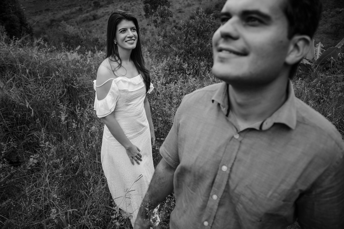 FOTOS ENSAIO PRE WEDDING CASAMENTO FAZENDA CAVALO CAMPO AMOR PRATINHA MG PATOS DE MINAS FOTOGRAFO ALEXANDRE CASTTRO FOTOGRAFIA