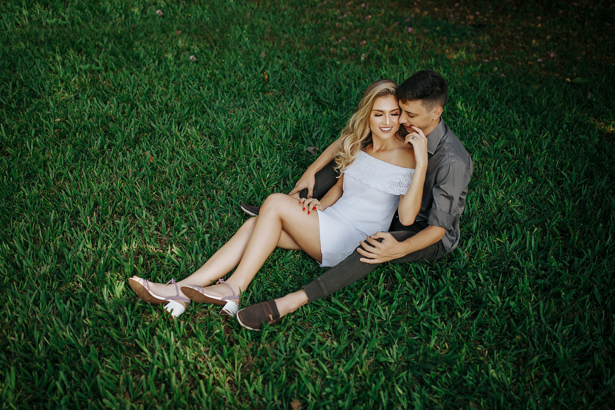 FOTOGRAFIA DE CASAL CASAMENTO; FOTOGRAFIA; PATOS DE MINAS ; LAGOA FORMOSA; FOTO; PRE WEDDING ;  ALEXANDRECASTTRO ; FOTOGRAFO; SITE; FAZENDA ; VESTIDO DE NOIVA