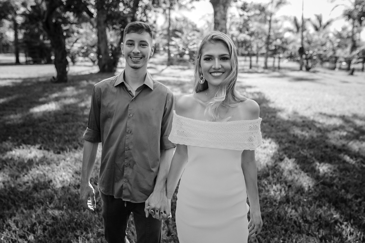 FOTOGRAFIA DE CASAL CASAMENTO; FOTOGRAFIA; PATOS DE MINAS ; LAGOA FORMOSA; FOTO; PRE WEDDING ;  ALEXANDRECASTTRO ; FOTOGRAFO; SITE; FAZENDA ; VESTIDO DE NOIVA