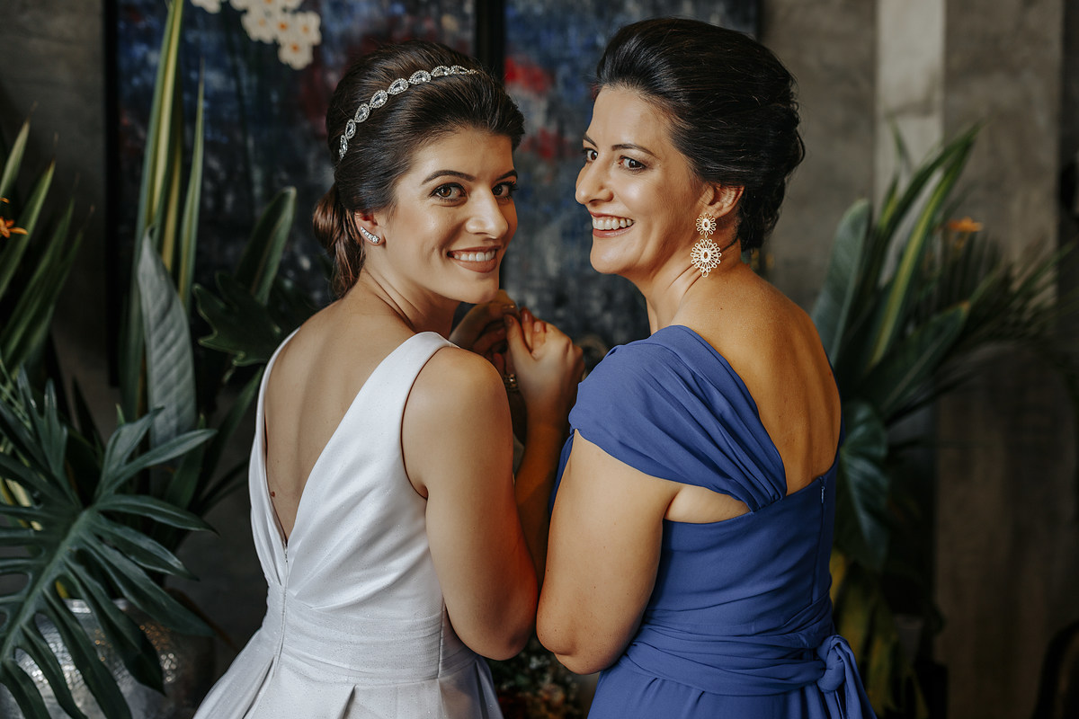 CASAMENTO PATOS DE MINAS FOTOGRAFIA ALEXANDRE CASTTRO FOTOGRAFO NOIVA CASAL INSPIRACAO CERIMONIAL MADRINHAS SITE DE FOTOS 