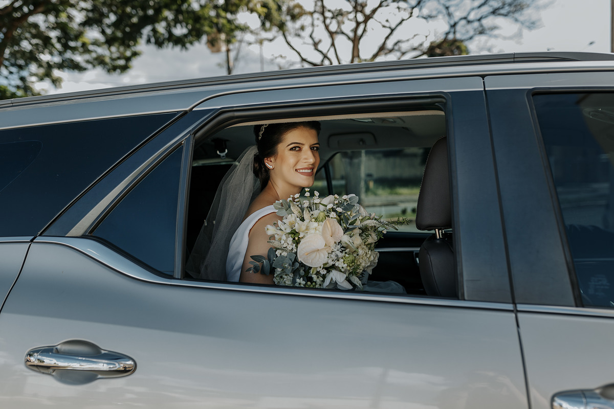 CASAMENTO PATOS DE MINAS FOTOGRAFIA ALEXANDRE CASTTRO FOTOGRAFO NOIVA CASAL INSPIRACAO CERIMONIAL MADRINHAS SITE DE FOTOS 