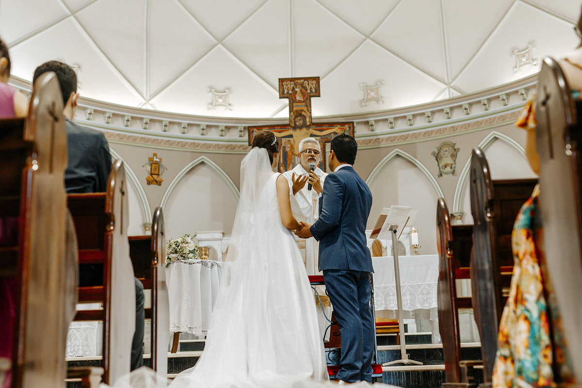 CASAMENTO PATOS DE MINAS FOTOGRAFIA ALEXANDRE CASTTRO FOTOGRAFO NOIVA CASAL INSPIRACAO CERIMONIAL MADRINHAS SITE DE FOTOS 