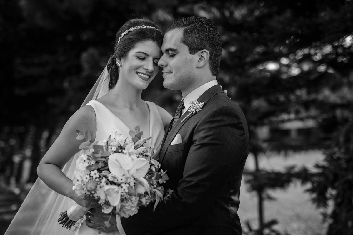 CASAMENTO PATOS DE MINAS FOTOGRAFIA ALEXANDRE CASTTRO FOTOGRAFO NOIVA CASAL INSPIRACAO CERIMONIAL MADRINHAS SITE DE FOTOS 