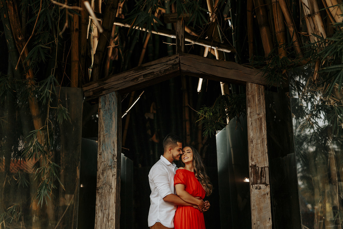 Ensaio Namorando de Flavia e Henrique em Patos de Minas , fotografado por Alexandre Casttro.