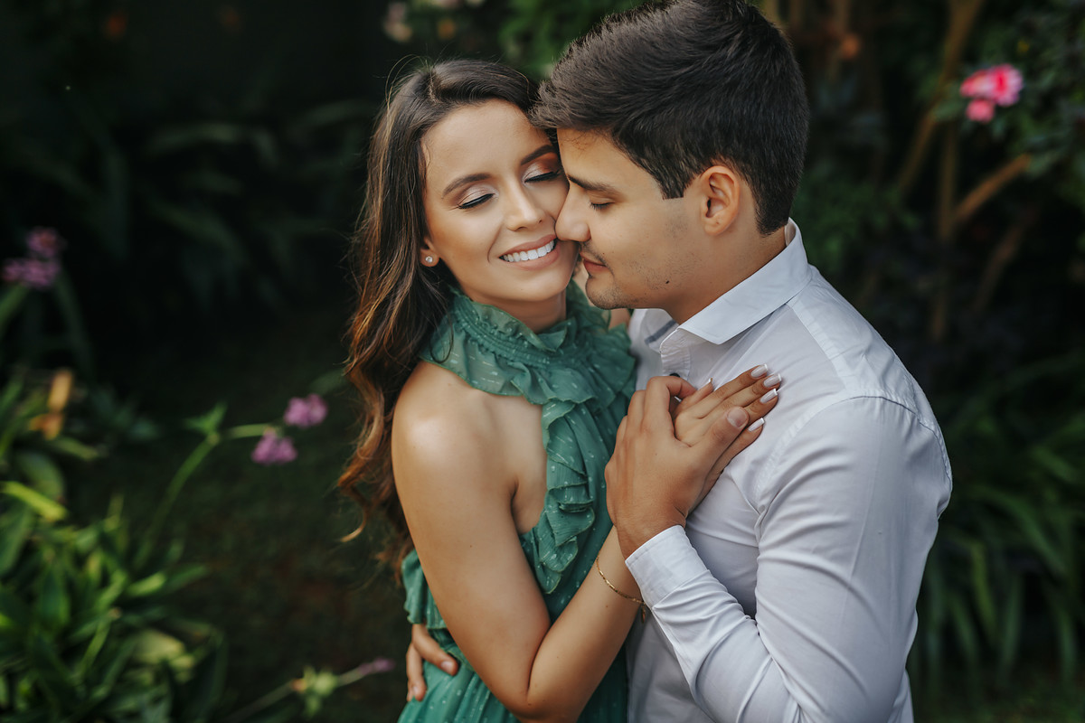 LOVE SESSION ENSAIO CASAL EM PATOS DE MINAS FOTOGRAFIA CASAMENTO PRE WEDDING 