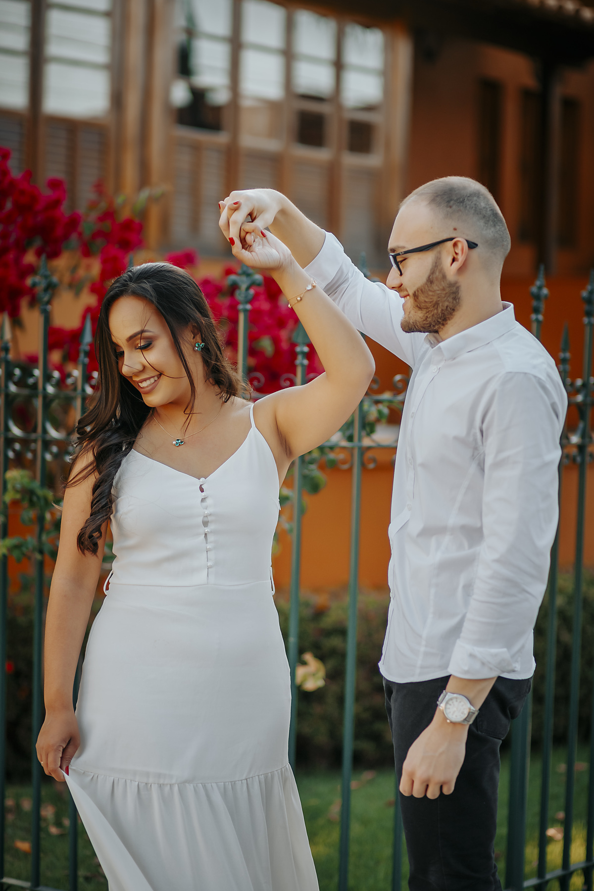 Love Session de Debora e Matheus em Patos de Minas Fotografo Alexandre Casttro . especializado em casamento ,ensaios, pre wedding , estúdio de fotos.