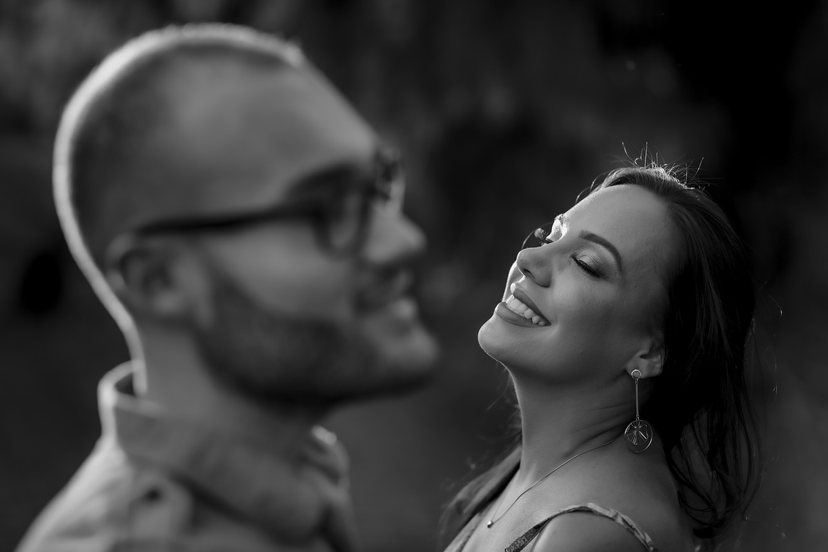 Love Session de Debora e Matheus em Patos de Minas Fotografo Alexandre Casttro . especializado em casamento ,ensaios, pre wedding , estúdio de fotos.