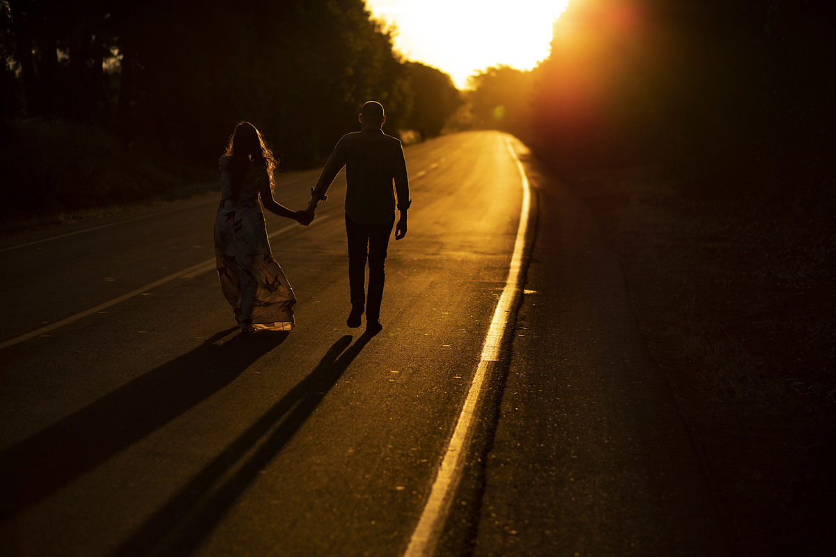 Love Session de Debora e Matheus em Patos de Minas Fotografo Alexandre Casttro . especializado em casamento ,ensaios, pre wedding , estúdio de fotos.
