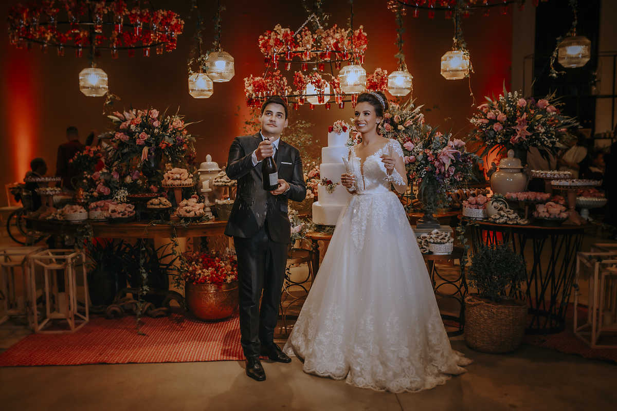 Casamento Marina e Vinicius

Fotografado por Alexandre Casttro e Pamela Benfica
Em Patos de Minas . Lagoa Formosa, Sao Gotardo
Fotos Fotografia igreja inspiração decoracao noivo noiva 