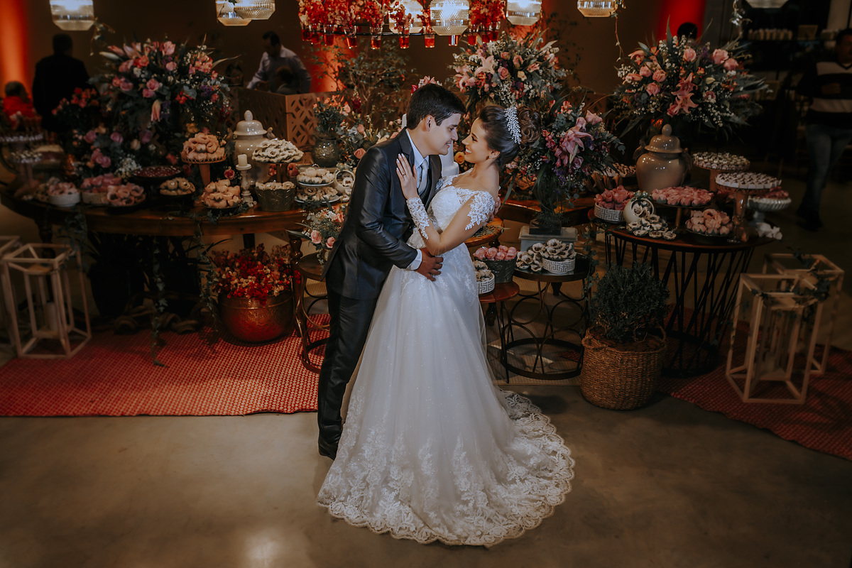 Casamento Marina e Vinicius

Fotografado por Alexandre Casttro e Pamela Benfica
Em Patos de Minas . Lagoa Formosa, Sao Gotardo
Fotos Fotografia igreja inspiração decoracao noivo noiva 