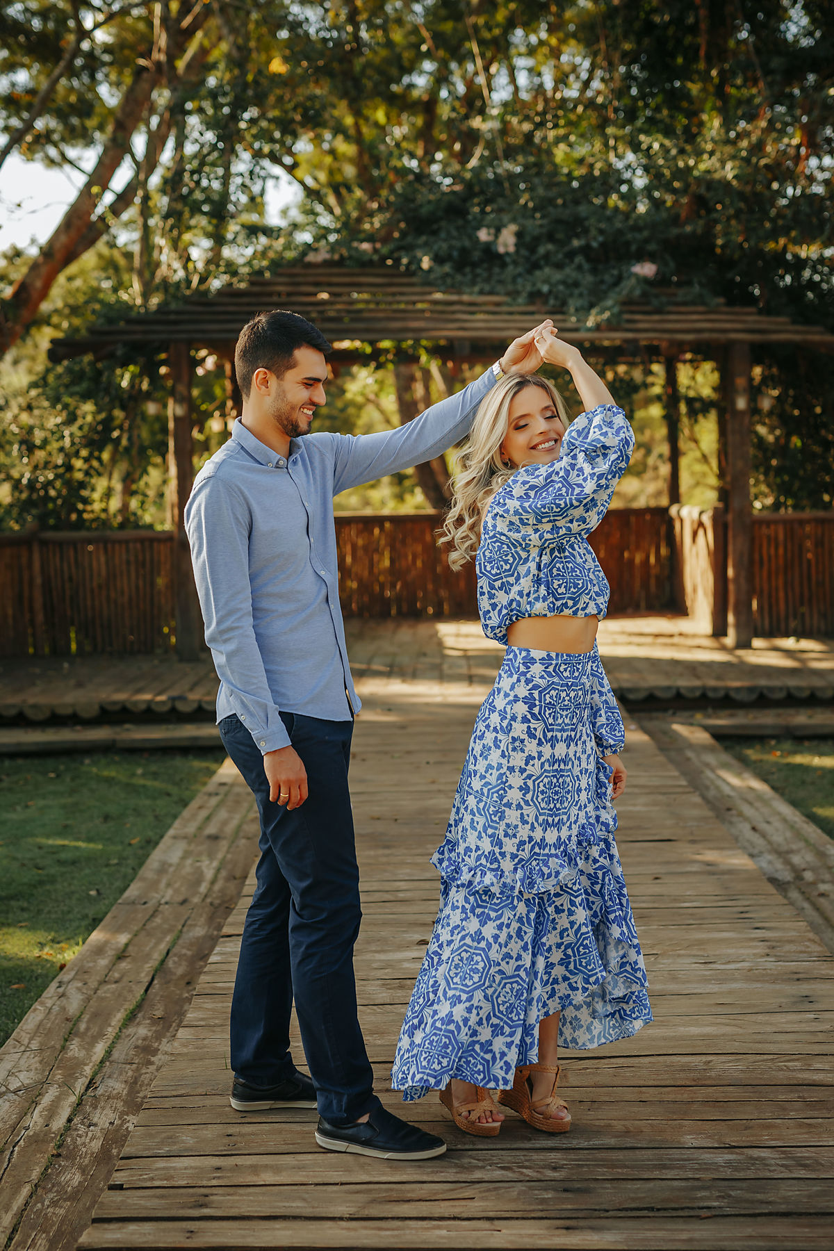 Ensaio Pre casamento de Débora e Henrique, realizado em Patos de Minas na chácara Avalon.Fotografado por Alexandre Casttro.