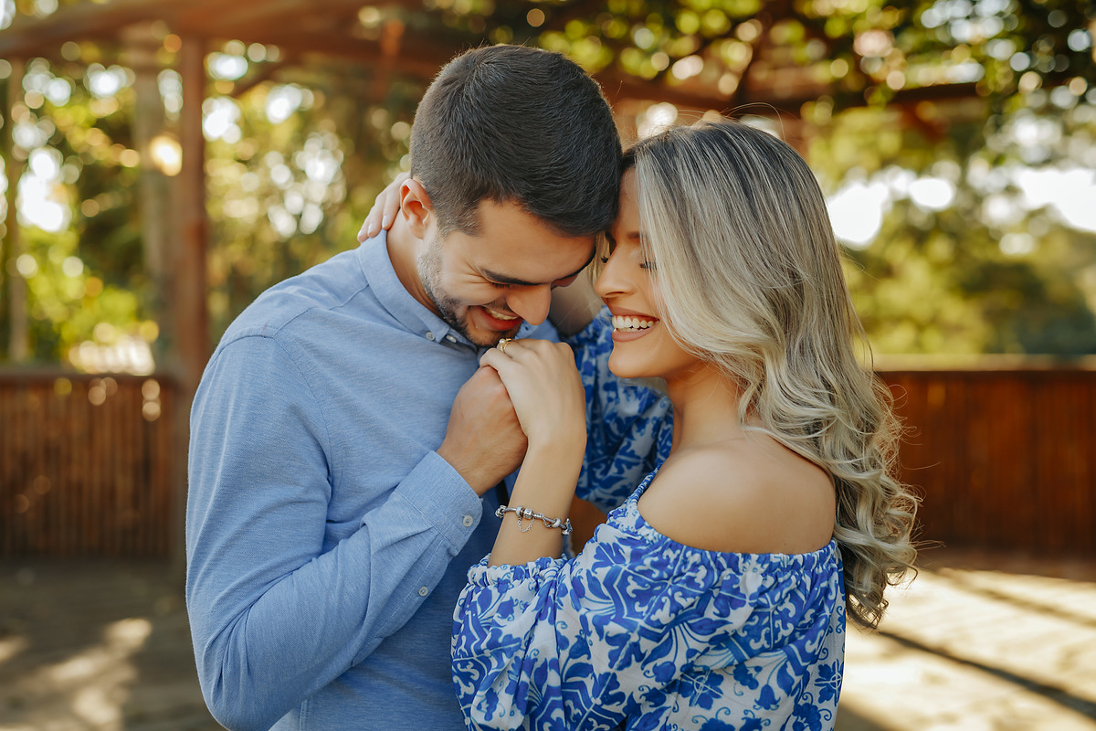 Ensaio Pre casamento de Débora e Henrique, realizado em Patos de Minas na chácara Avalon.Fotografado por Alexandre Casttro.