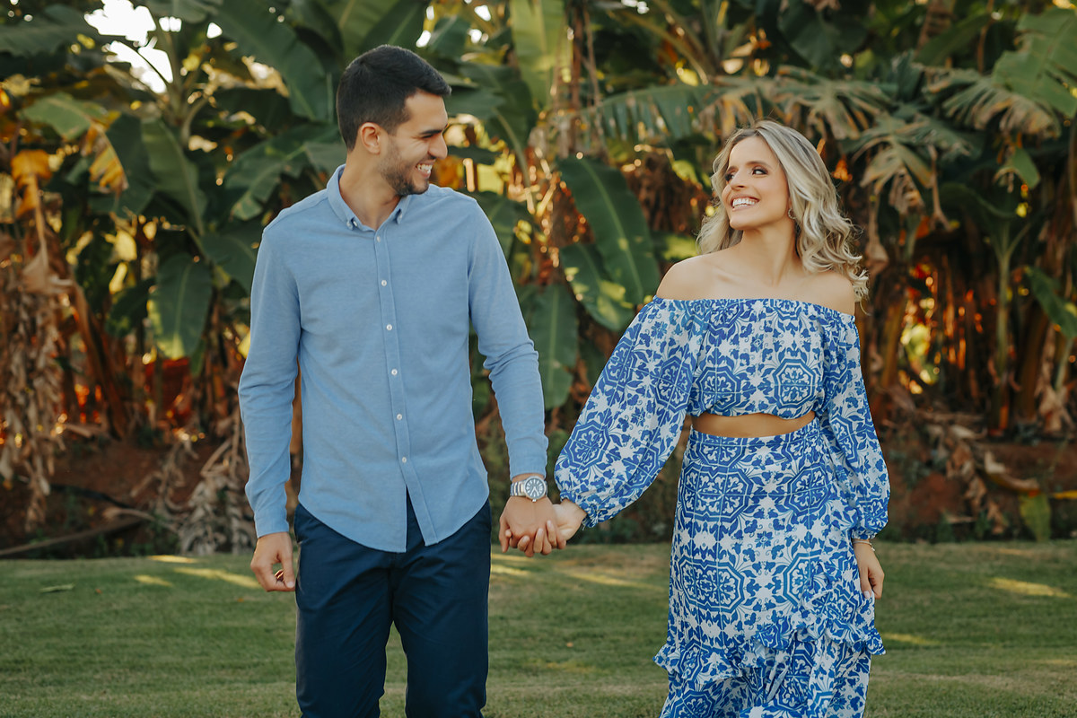 Ensaio Pre casamento de Débora e Henrique, realizado em Patos de Minas na chácara Avalon.Fotografado por Alexandre Casttro.