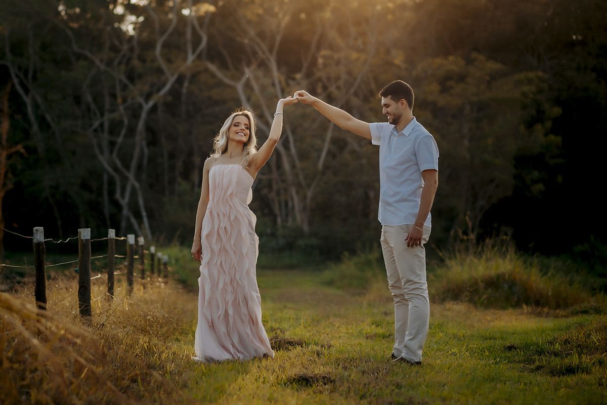 Ensaio Pre casamento de Débora e Henrique, realizado em Patos de Minas na chácara Avalon.Fotografado por Alexandre Casttro.